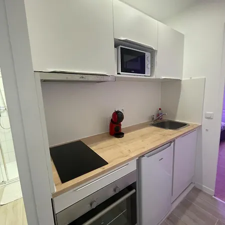 F2 & Cinema Proche Mareuil-lès-Meaux